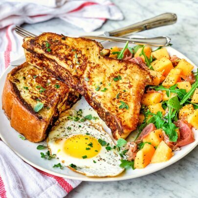 SAVORY FRENCH TOAST W/TUSCAN CANTELOUPE & PROSCIUTTO SALAD