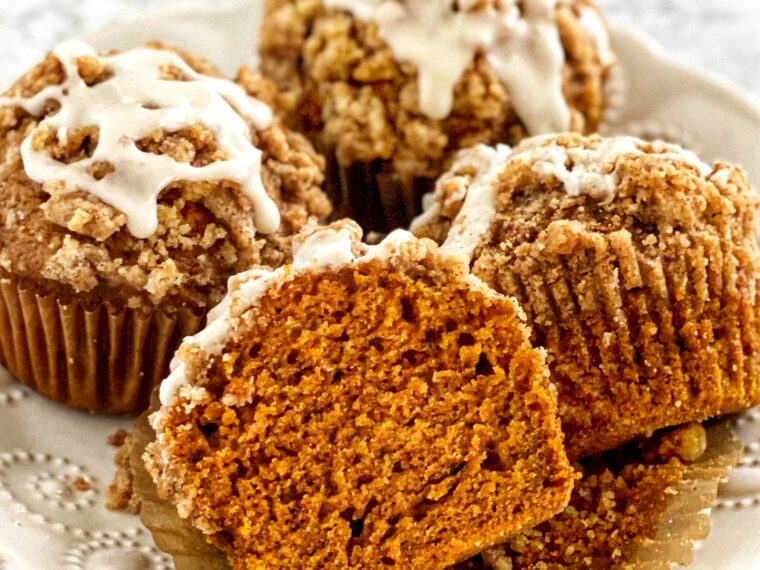 Pumpkin Spice Muffins w/Streusel Topping
